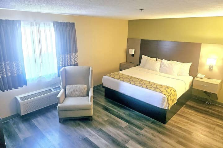 Room 15 of 36